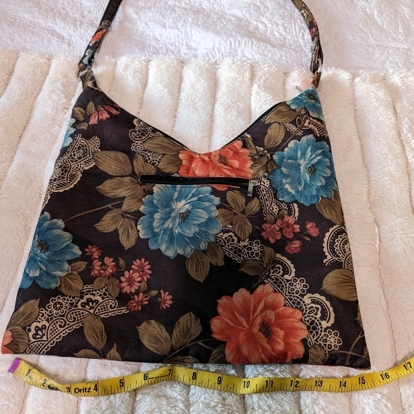Leko London Beaded Floral Hobo Bag - Picture 3 of 11